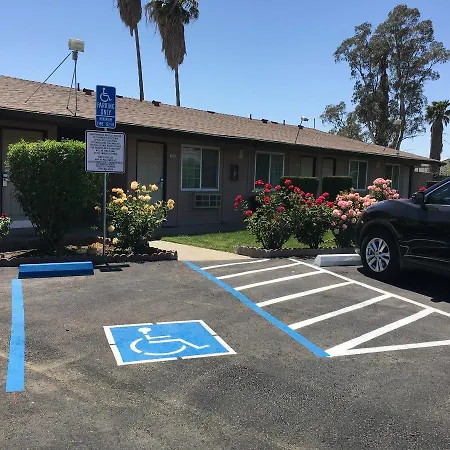 Maple Inn&Suites Los Banos